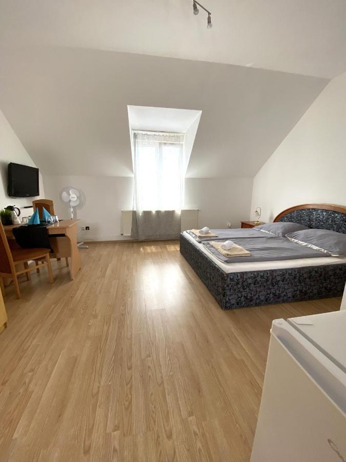Appartementhaus 5. Jahreszeit Hévíz Exteriör bild