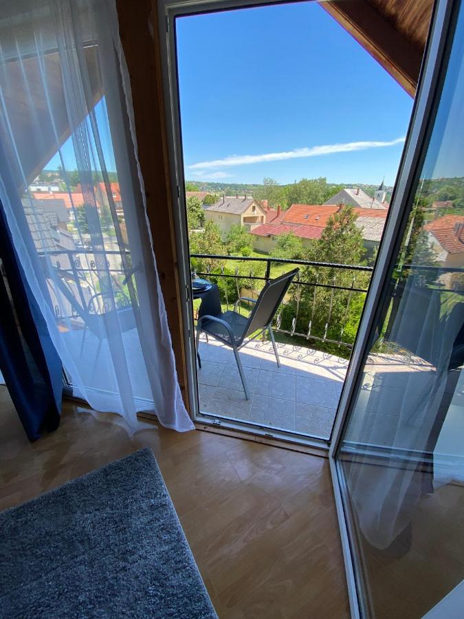 Appartementhaus 5. Jahreszeit Hévíz Exteriör bild