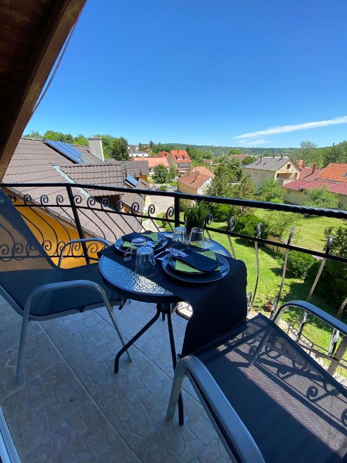 Appartementhaus 5. Jahreszeit Hévíz Exteriör bild